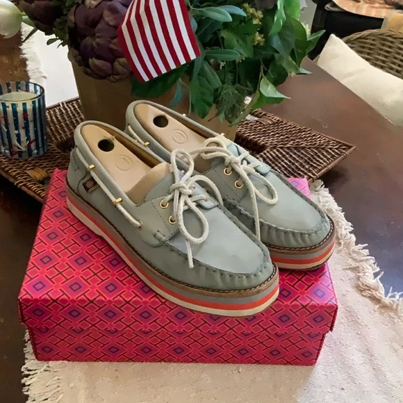 TORY BURCH ‘Joey Flat Form ‘ Boat shoes Size 8 - Picture 7 of 8